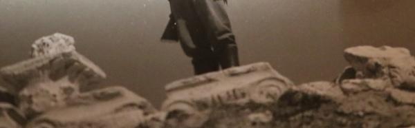 altes Foto - Athen - Soldat bewacht die Kriegflagge auf einem Berg - 1941